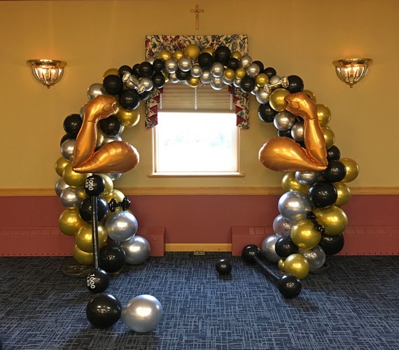 Fitness award - balloon arch